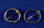 Penannular brooches 