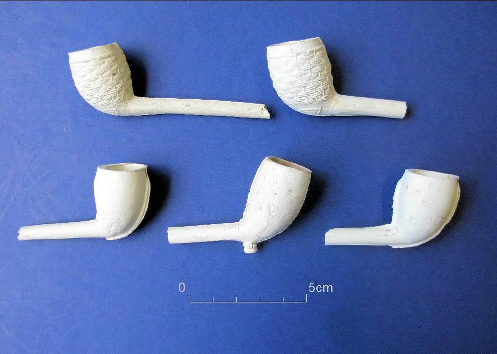 clay tobacco pipe