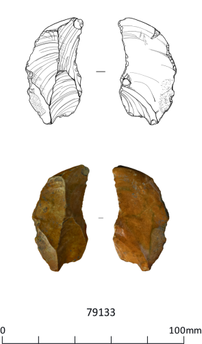 front and back of an unretouched flake above a 0-100mm scale